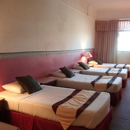 Timotel Hotel Mersing Exterior foto
