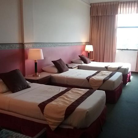 Timotel Hotel Mersing Exterior foto