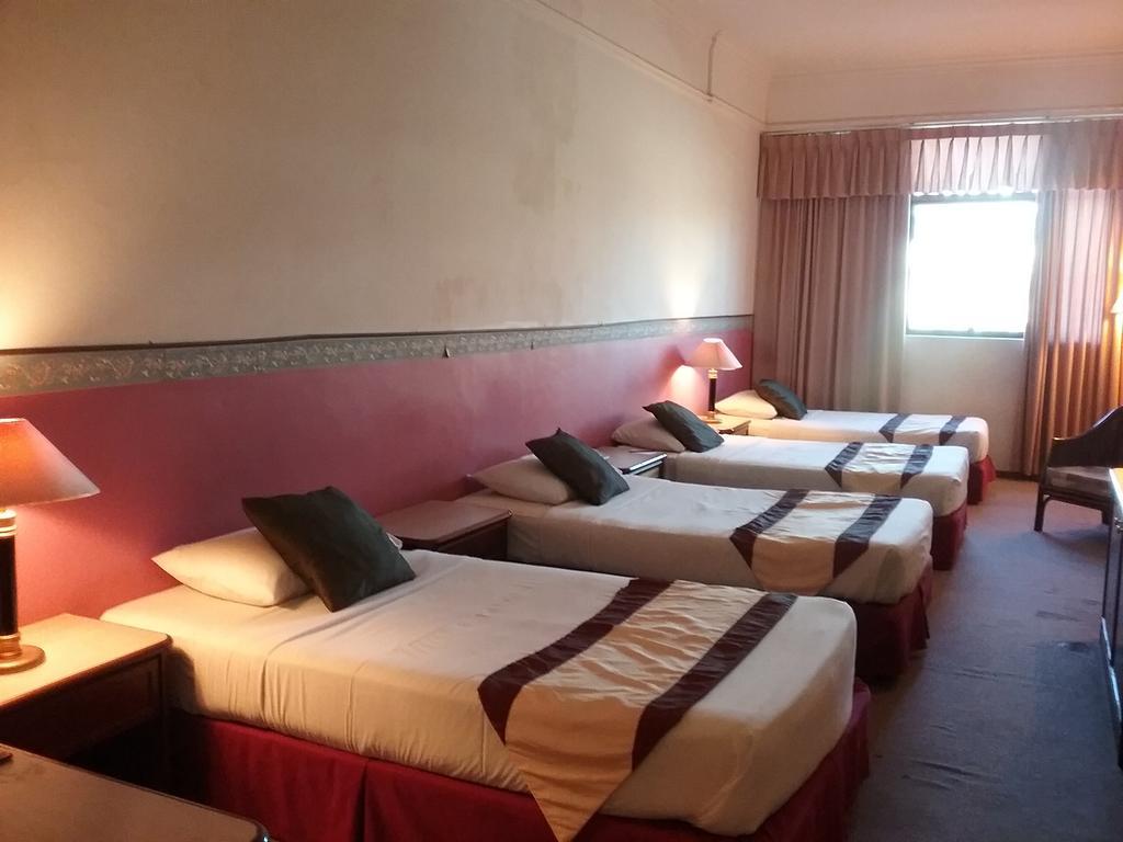 Timotel Hotel Mersing Exterior foto