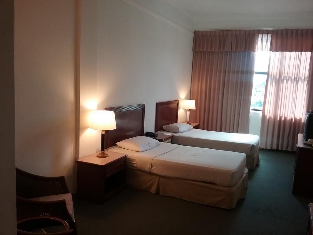 Timotel Hotel Mersing Exterior foto